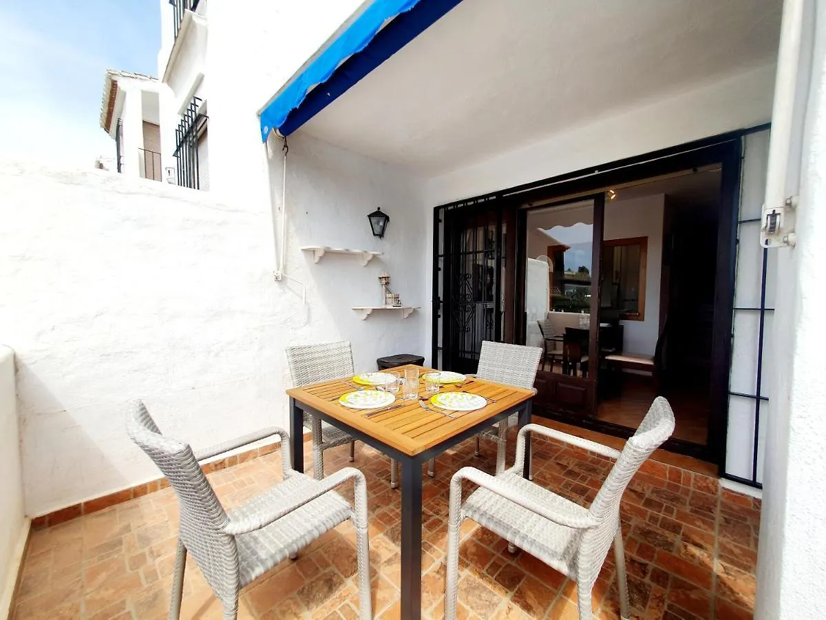 Casa De La Playa: La Cala De Mijas Apartment